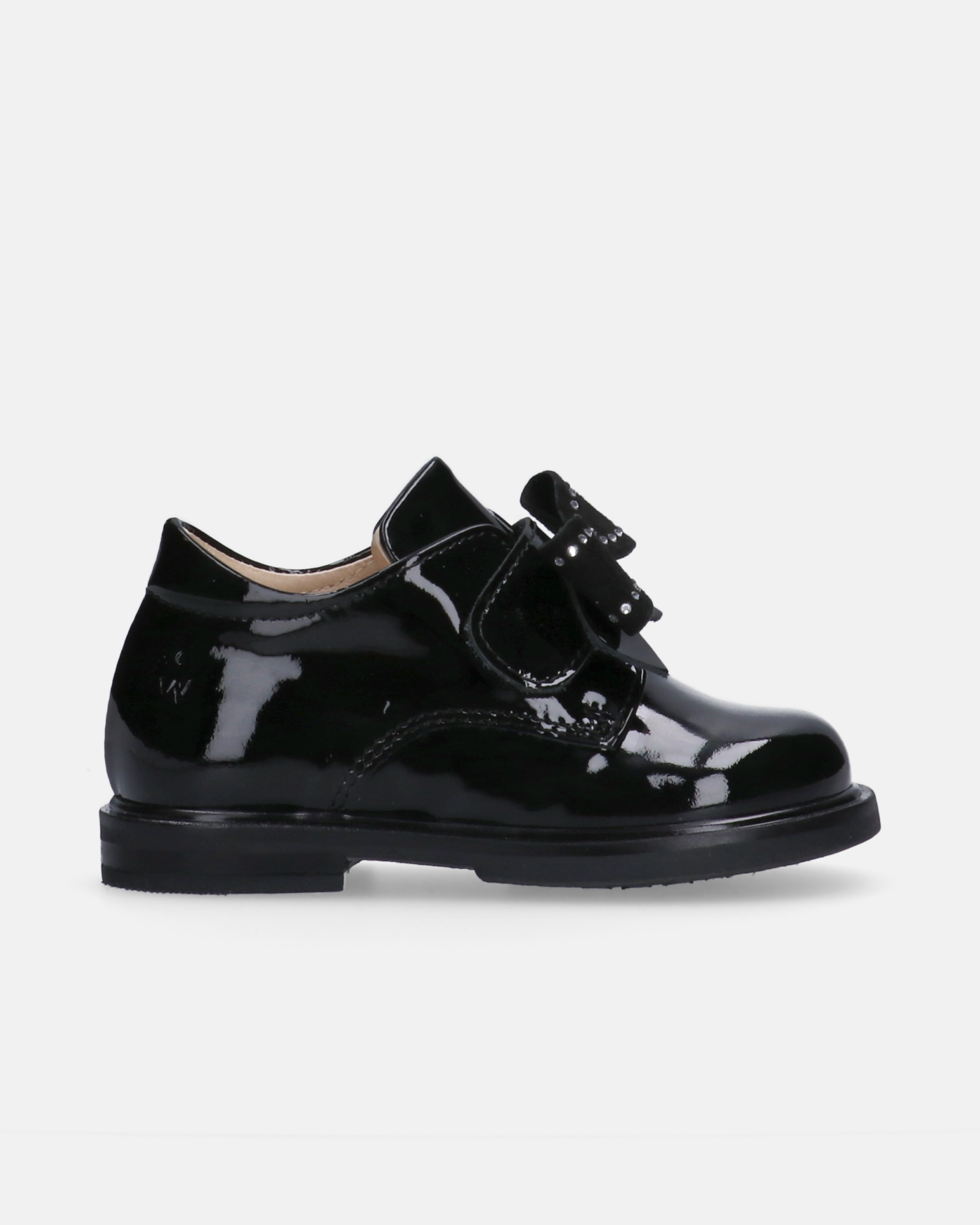 Scarpine primi passi da bambina con iocchetto prezioso