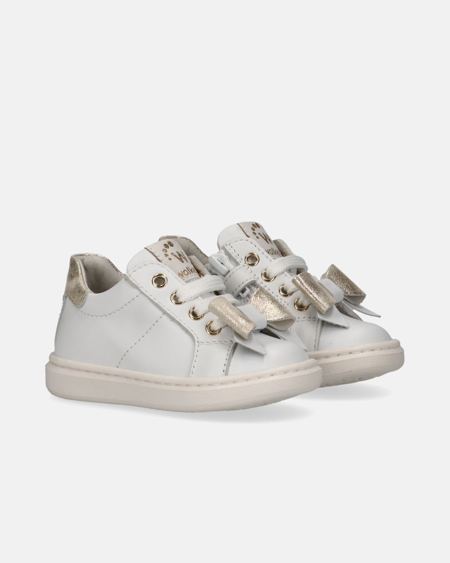 Sneakers primi passi in pelle con fiocchi