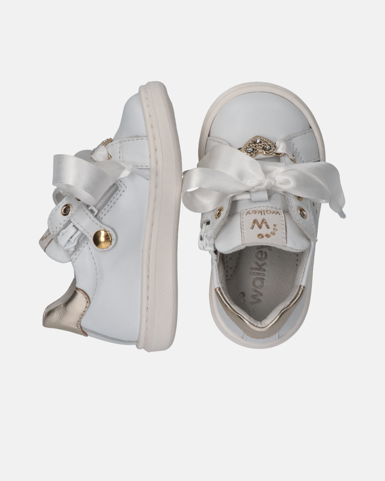 Sneakers primi passi in pelle con dettagli cuore