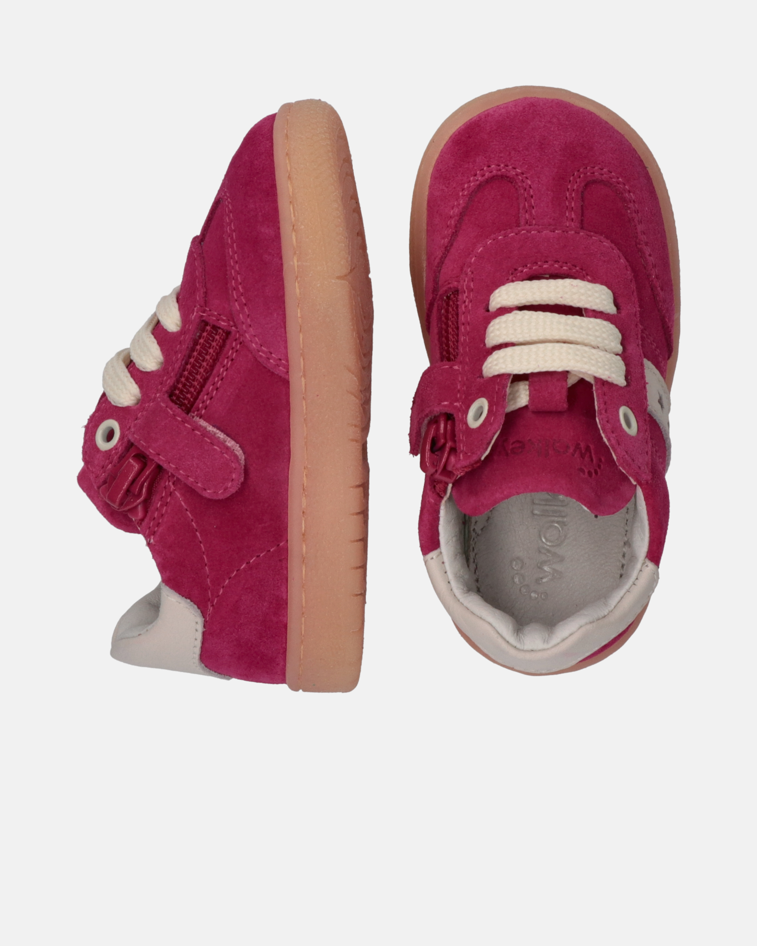 Sneakers in camoscio con stelle intarsiate