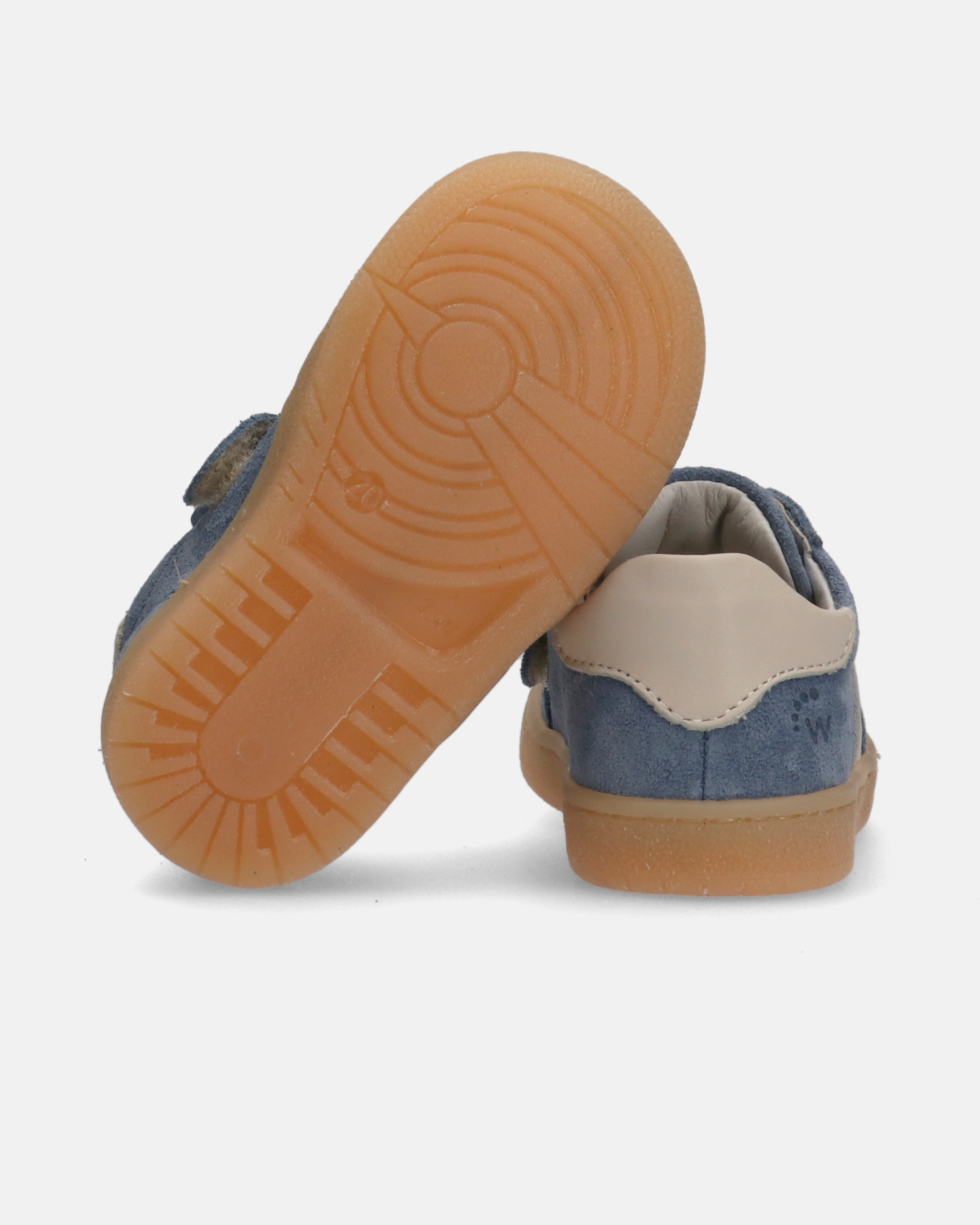 Sneakers in camoscio con stelle e zip interna