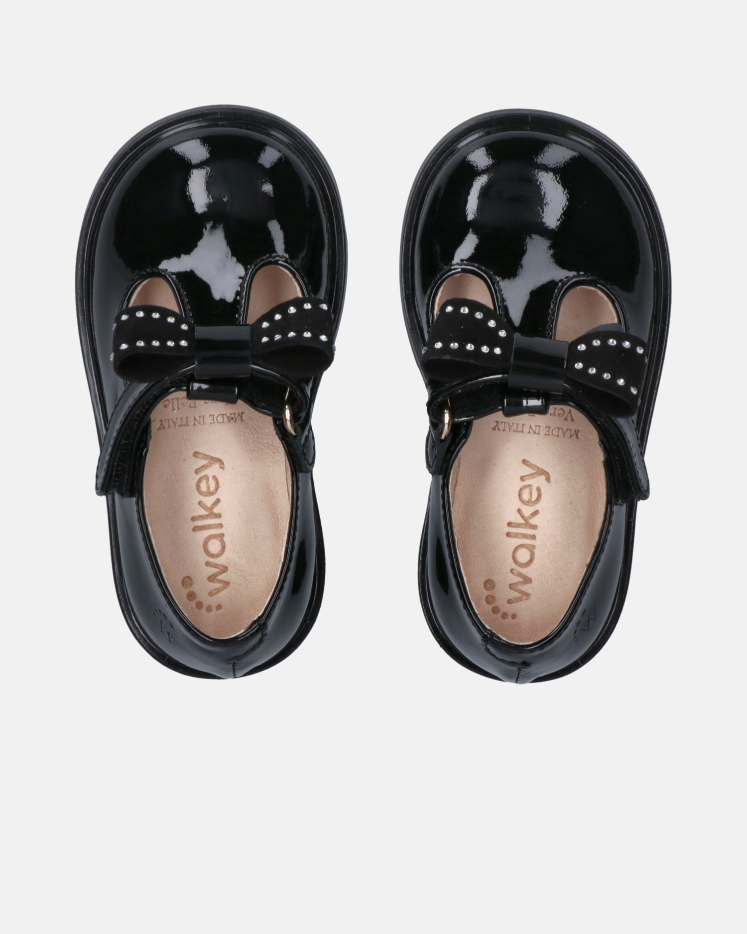 T-bar first steps shoes with a precious bow