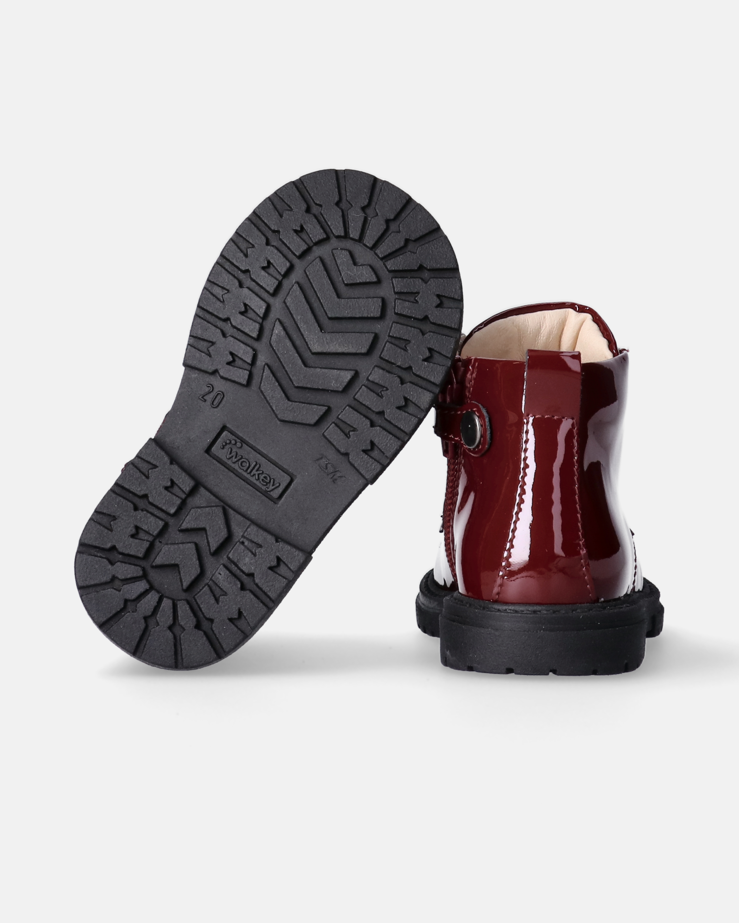 Stivaletti eleganti con simpatici charms in strass