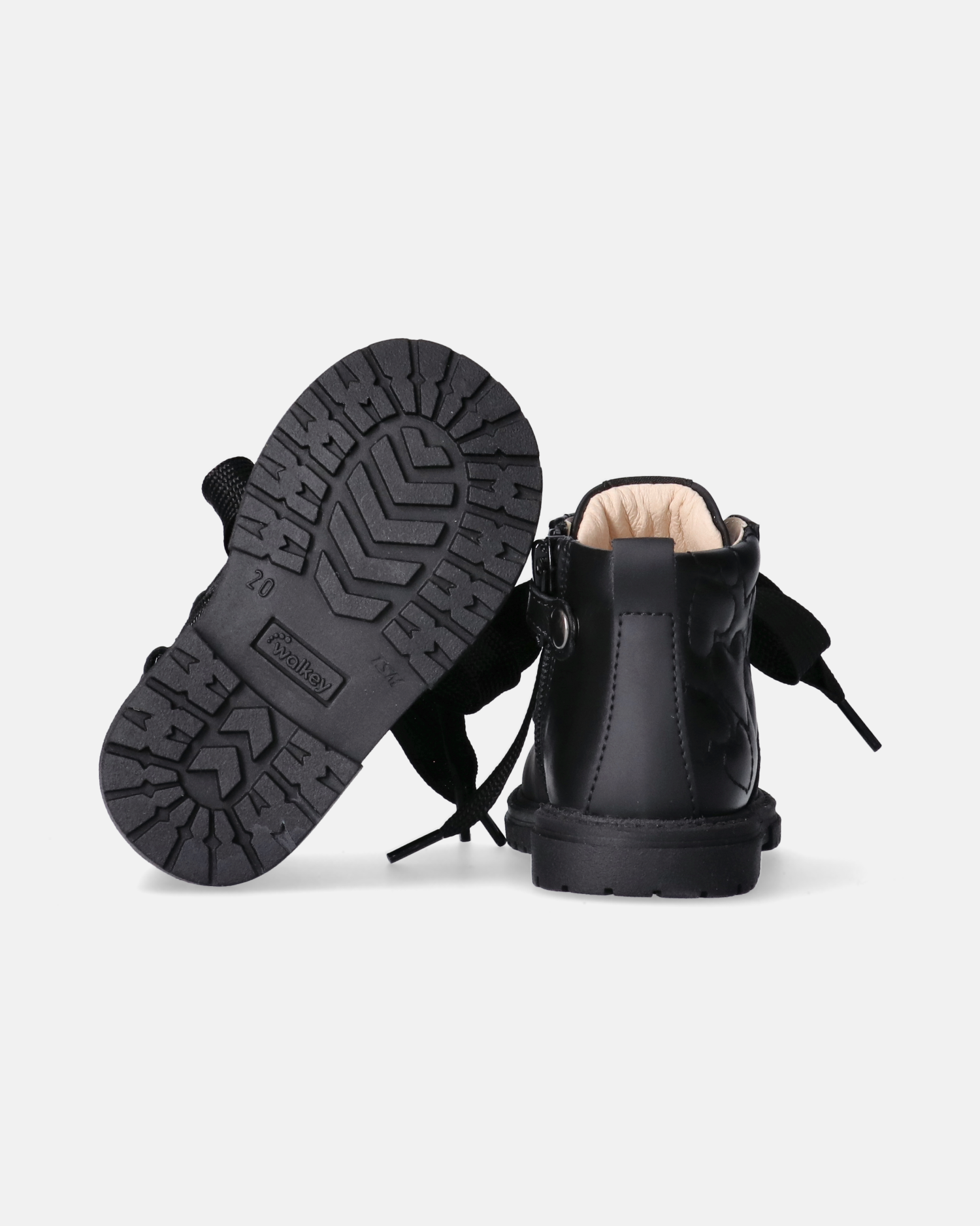 Stivaletti da bambina con cuoricini ricamati