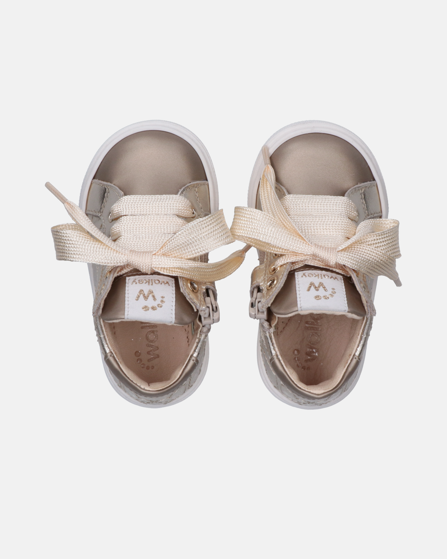 Sneakers da bambina con cuori ricamati e zip interna