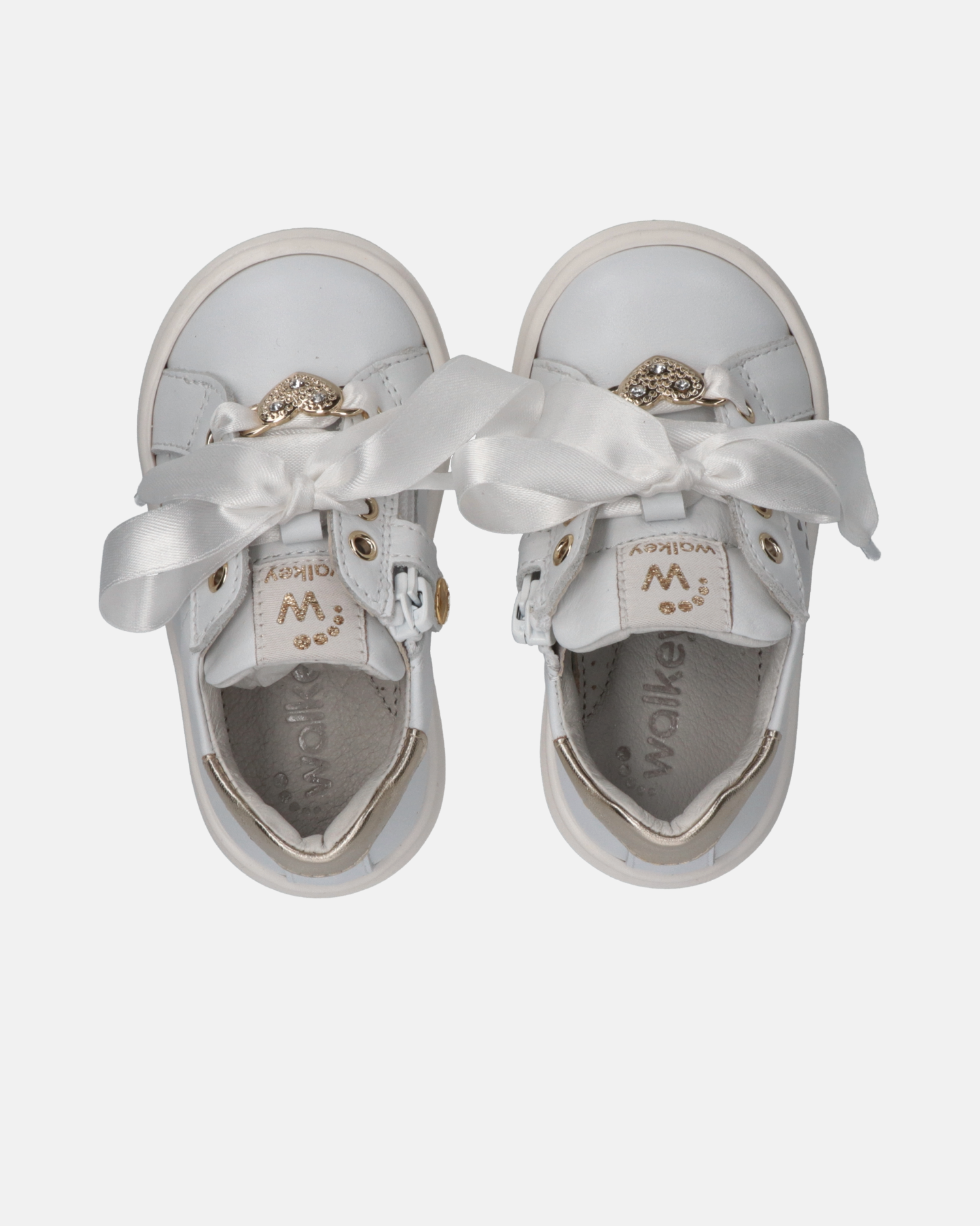 Sneakers primi passi in pelle con dettagli cuore