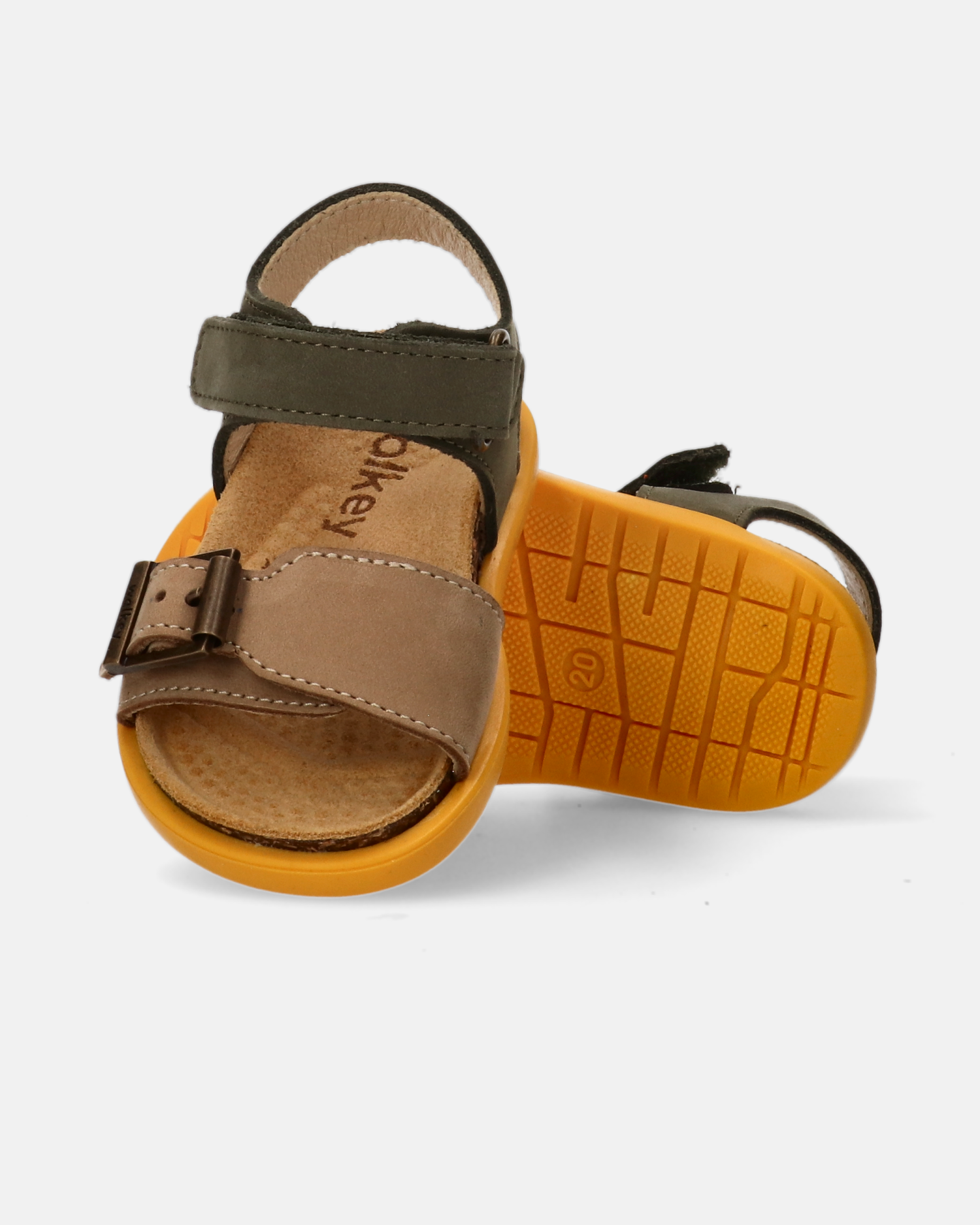 Sandali color block in camoscio con fondo colorato